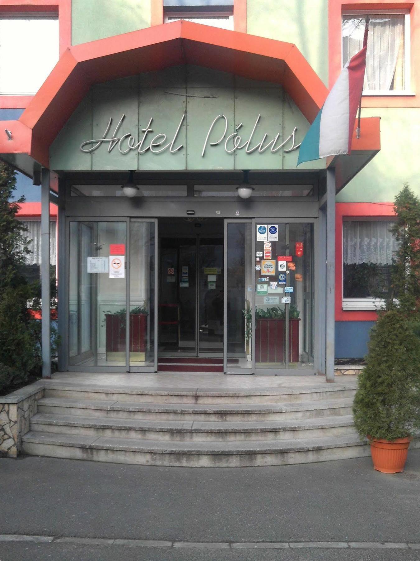 Polus Hotel Budapeste